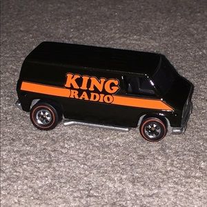 Meet your Posher, Bobby